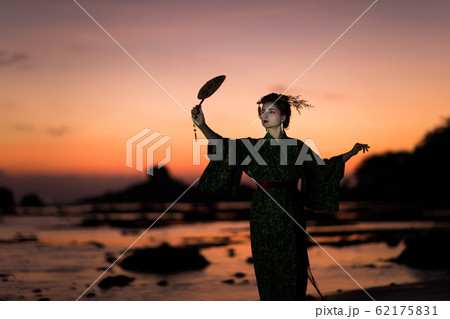 European woman in Geisha kimono European woman in Geisha kimono 62175831