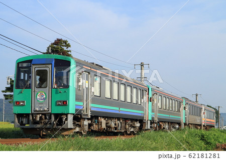 鉄道　ディーゼルカー　キハ120 62181281