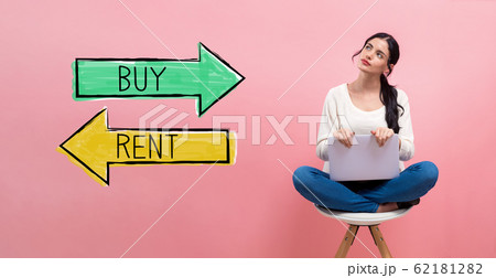 Buy or rent concept with woman using a laptop 62181282