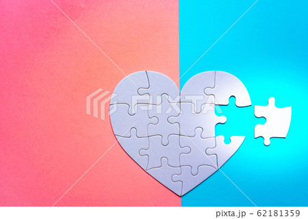 ハート　恋愛成就　最後のピース　パズル 62181359