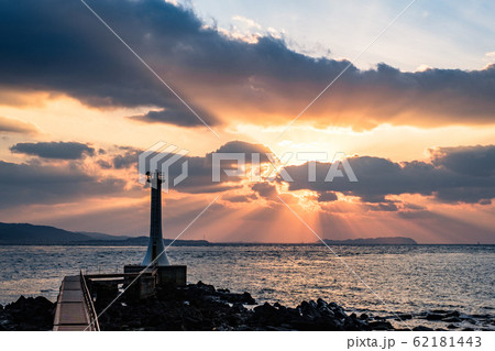 瀬詰崎灯台 (夕景) 瀬詰崎灯台 (夕景) 62181443