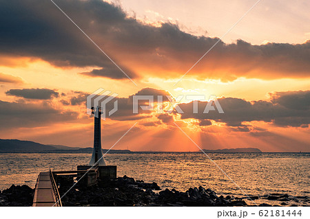 瀬詰崎灯台 (夕景) 瀬詰崎灯台 (夕景) 62181444