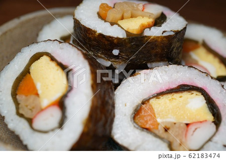 昆布巻き入り捲き寿司 健康食品 昆布巻き入り捲き寿司 健康食品 62183474