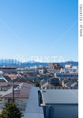 首都大学東京日野キャンパスから見た富士山 62185061