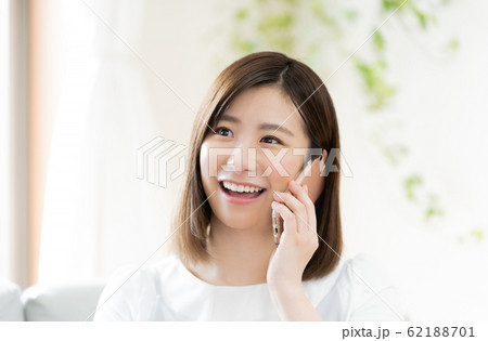 女性 スマホ 通話 女性 スマホ 通話 62188701