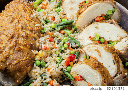 Chicken stuffed with vegetables 62191521