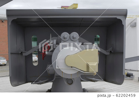 gun cannon on old first world war battleship gun cannon on old first world war battleship 62202459