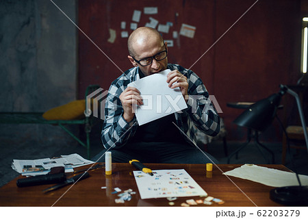 Maniac kidnapper prepares letter about his victim Maniac kidnapper prepares letter about his victim 62203279