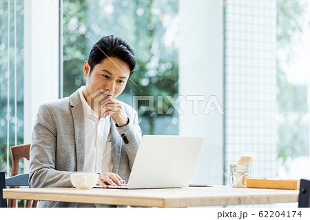 男性 テレワーク 男性 テレワーク 62204174