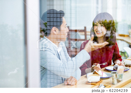 カップル カップル 62204239