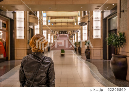 Woman in Hollywood Dolby Theater dream of walking on red carpet for Oscar statuette for best acting role in film Woman in Hollywood Dolby Theater dream of walking on red carpet for Oscar statuette for best acting role in film 62206869