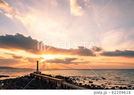 瀬詰崎灯台 （夕景） 62209618