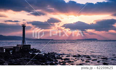 瀬詰崎灯台 (夕景) 瀬詰崎灯台 (夕景) 62209625