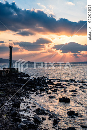 瀬詰崎灯台 (夕景) 瀬詰崎灯台 (夕景) 62209635