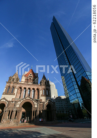 ボストン　　コープリースクエアー　トリニティ教会と200クラレンドン 62218056