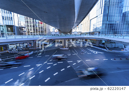 渋谷駅東口交差点の風景 渋谷駅東口交差点の風景 62220147