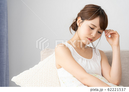 女性 白ワンピース 女性 白ワンピース 62221537