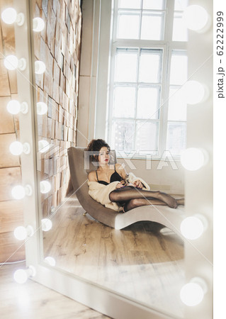 glamorous portrait of a chic lady 62222999