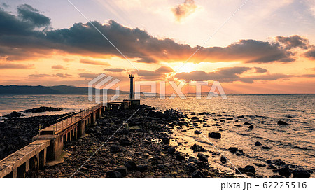 瀬詰崎灯台 (夕景) 瀬詰崎灯台 (夕景) 62225516