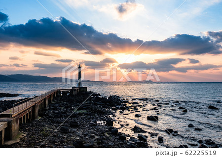 瀬詰崎灯台 (夕景) 瀬詰崎灯台 (夕景) 62225519