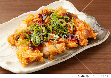 鳥の唐揚げ 62227374