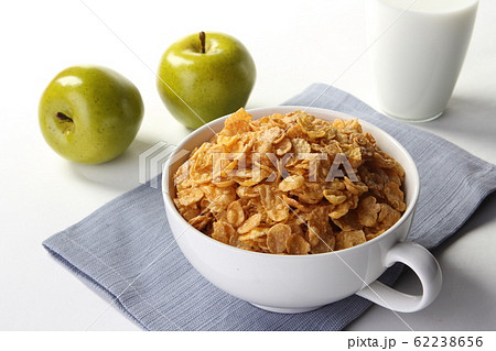 シリアル リンゴ りんご 62238656