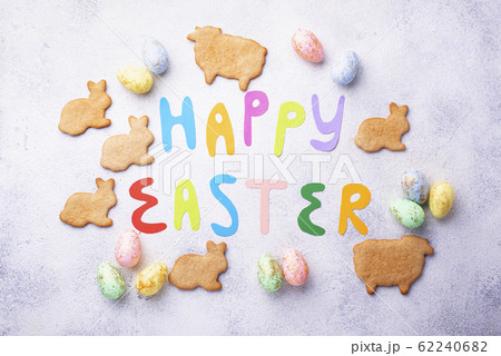 Happy Easter text and color eggs 62240682