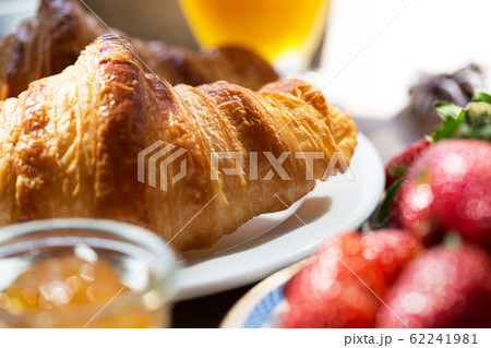 delicious French breakfast 62241981