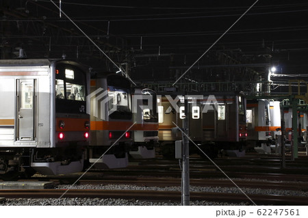 早朝の東所沢電車区にて 62247561