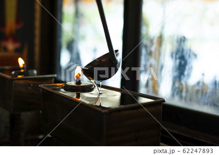 lamp flame for religion. 62247893