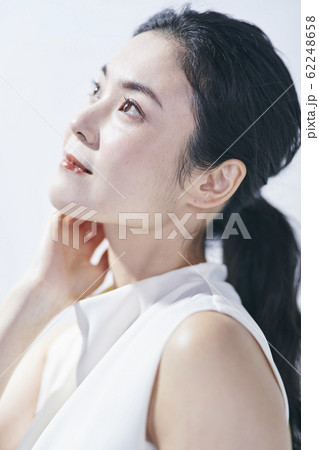 ミドルビューティー 62248658