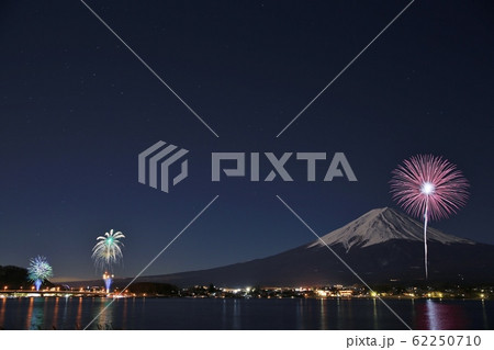 河口湖 冬花火 富士山 河口湖 冬花火 富士山 62250710