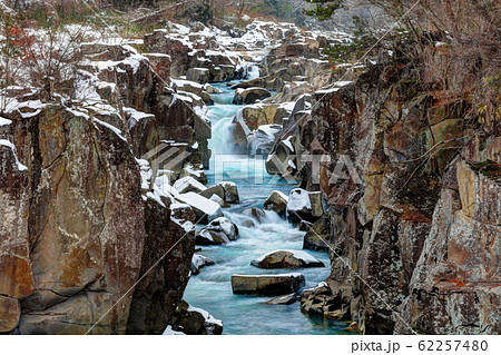冬の厳美渓 62257480