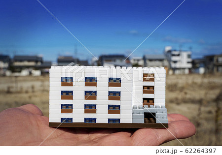 空地にマンション 62264397