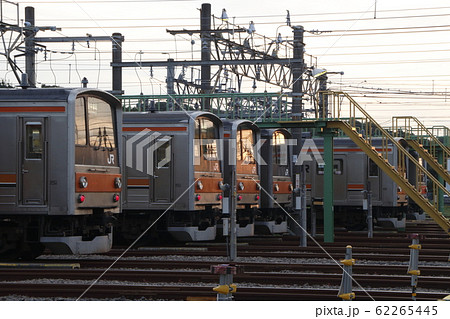 夏季・早朝の東所沢電車区にて 夏季・早朝の東所沢電車区にて 62265445