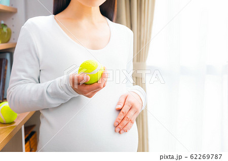 妊婦の入院準備 テニスボール 妊婦の入院準備 テニスボール 62269787