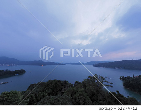 台湾・朝の日月潭 / Sun Moon Lake, Nantou, Taiwan 62274712