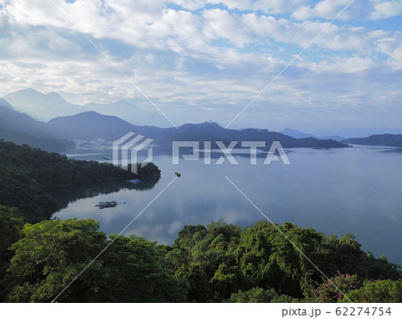台湾・朝の日月潭 / Sun Moon Lake, Nantou, Taiwan 62274754