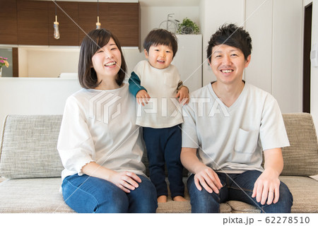 若い家族 若い家族 62278510