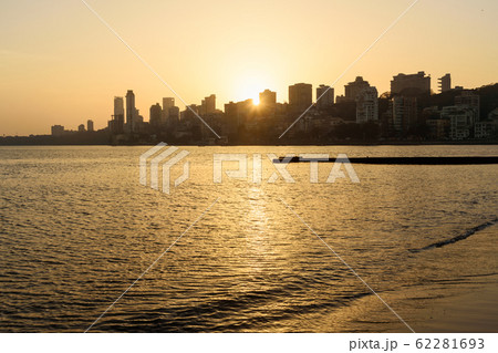 Sunset on Chowpatty beach in Mumbai. India Sunset on Chowpatty beach in Mumbai. India 62281693