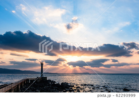 瀬詰崎灯台 (夕景) 瀬詰崎灯台 (夕景) 62293999