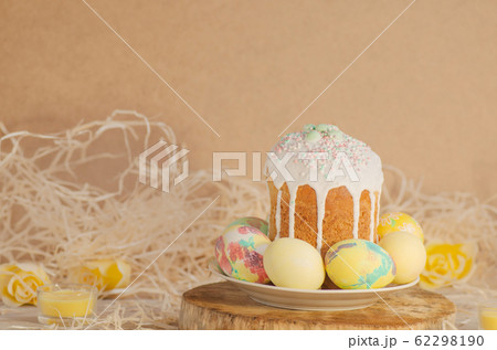 Pastel Easter egg. Pastel colored decorated easter 62298190