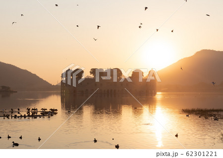 Jal Mahal, water palace in Jaipur, Rajasthan, India, sunrise view 62301221