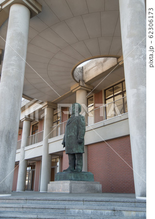 渋沢栄一記念館は大きな建物で驚いたが中には公民館、体育館も併設されていた 62306173