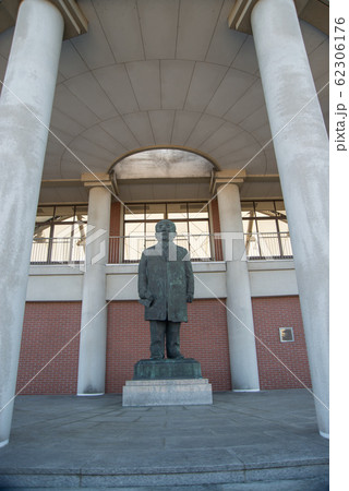 渋沢栄一記念館は大きな建物で驚いたが中には公民館、体育館も併設されていた 62306176