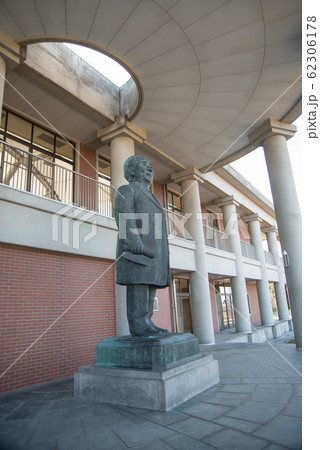 渋沢栄一記念館は大きな建物で驚いたが中には公民館、体育館も併設されていた 62306178