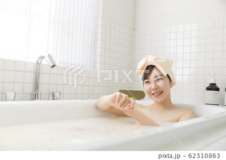 女性入浴イメージ バスタイム 女性入浴イメージ バスタイム 62310863