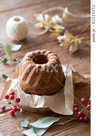 クグロフケーキ 62324552