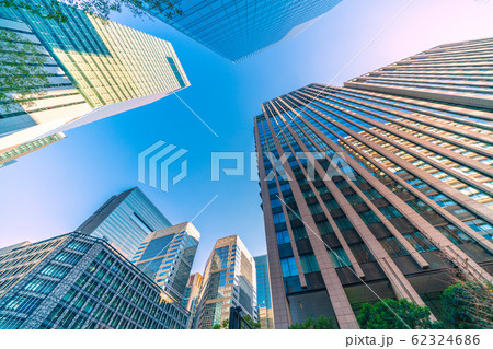日本の東京都市景観  大手町・摩天楼（大手町ワンなど）を望む 62324686