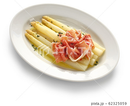 ホワイトアスパラガスの生ハムのせ 62325059